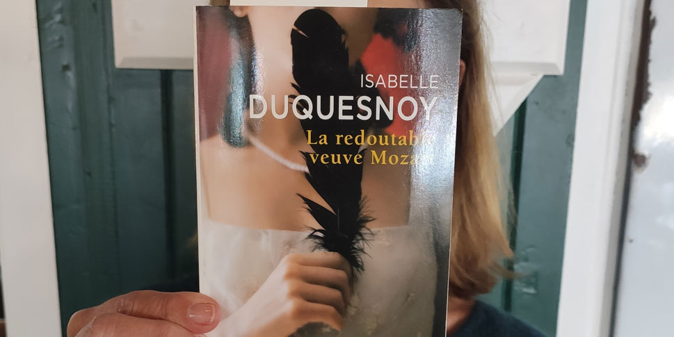 Couverture du livre "La redoutable veuve Mozart"