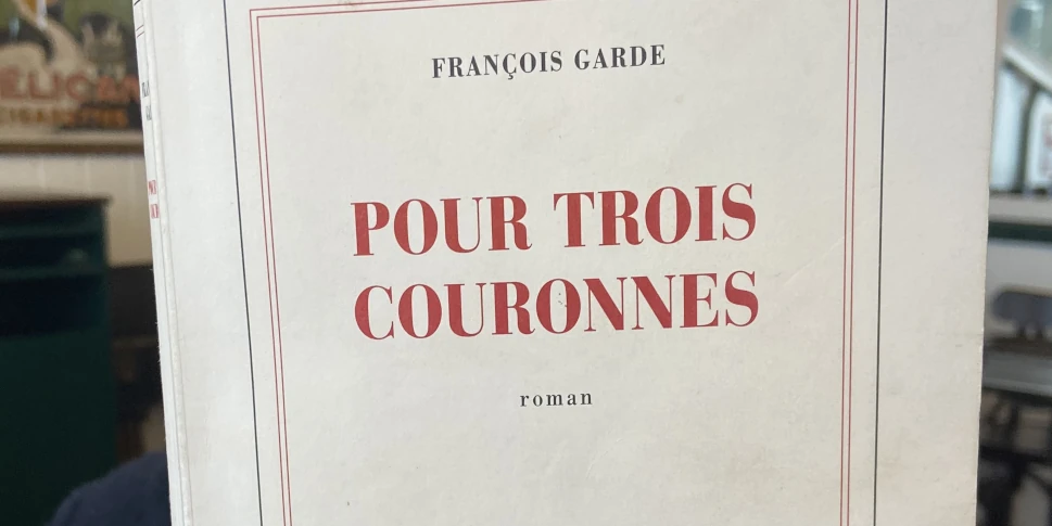 Couverture du livre "Pour trois couronnes"