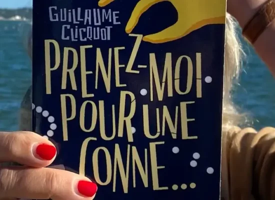 Couverture du livre "Prenez-moi pour une conne"