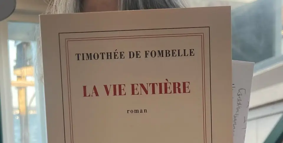 Couverture du livre "La vie entière"