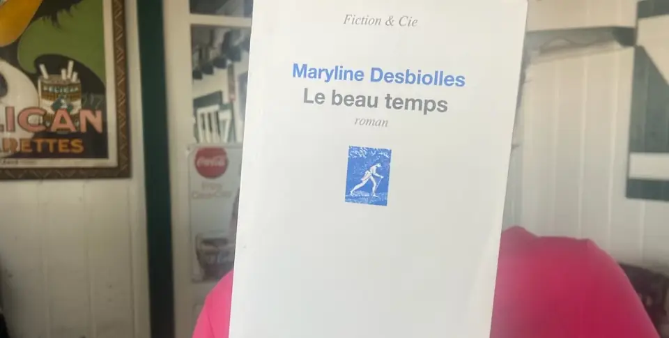 Couverture du livre "Le beau temps"